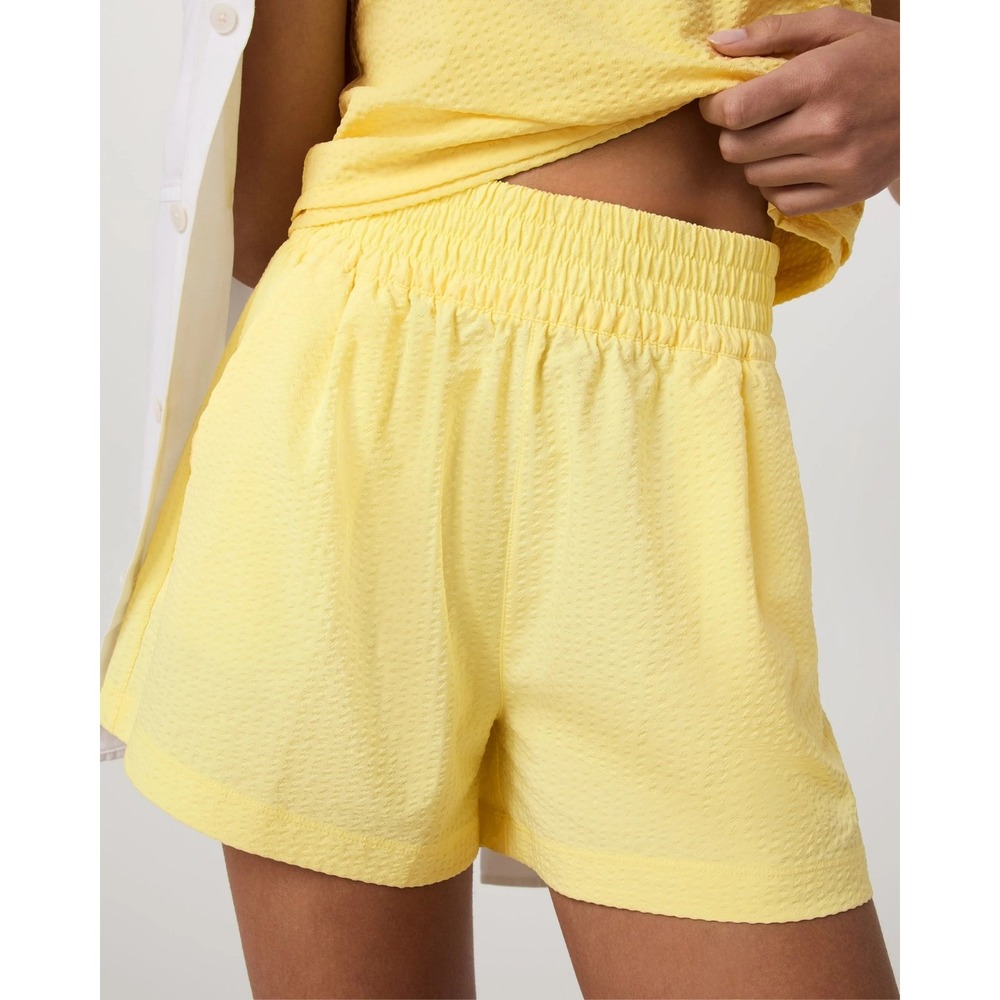 NEW Vuori Villa Textured Shorts size Small Sunlight Yellow Smocked VW3082